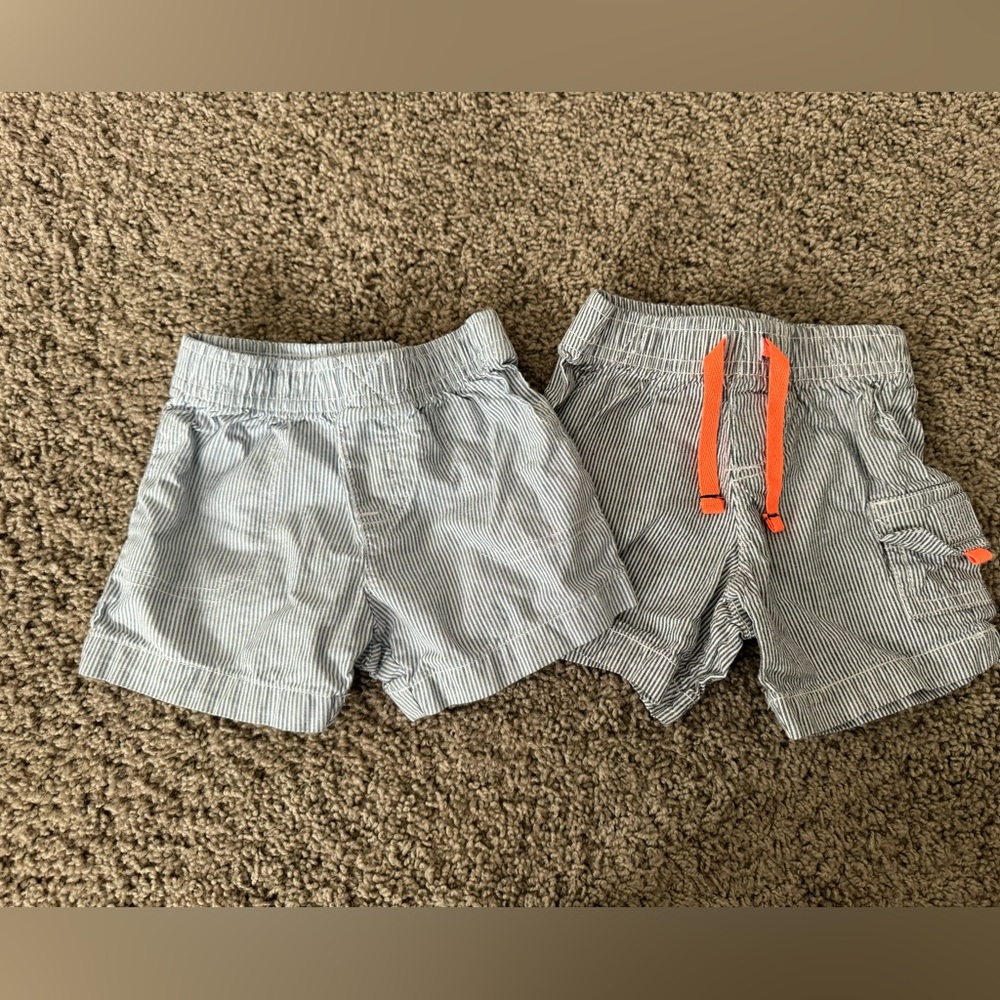 Set of 2, 9 month shorts